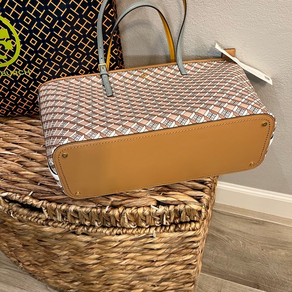 NWT TORY BURCH GEO LOGO COLOR TOTE - Picture 8 of 10